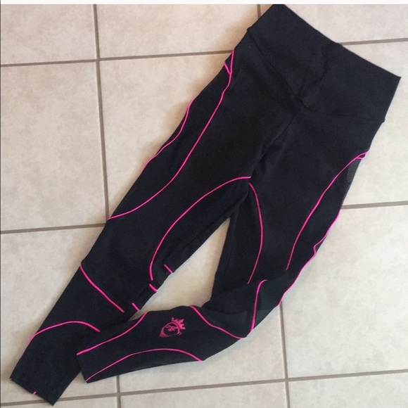 Booty Queen Apparel (Amanda Latona) Vixen Leggings - Picture 2 of 3